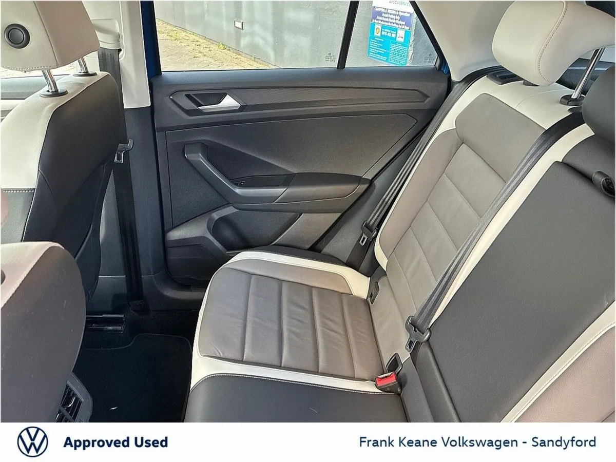 Volkswagen T-Roc SUV, Petrol, 2022, Blue