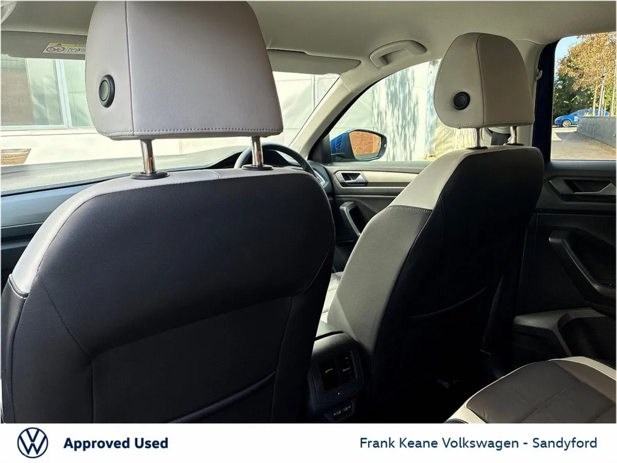 Volkswagen T-Roc SUV, Petrol, 2022, Blue