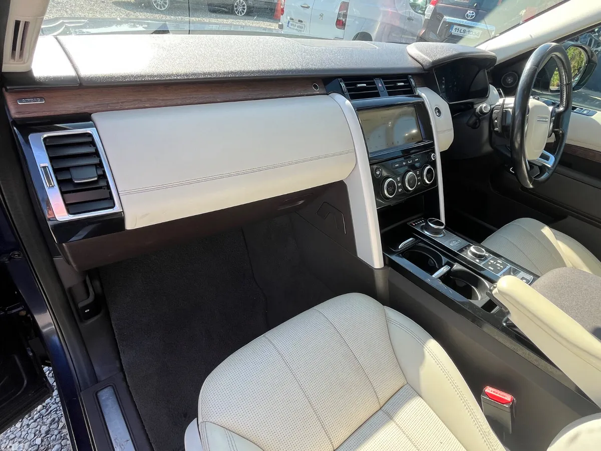 Land Rover Discovery SUV, Diesel, 2019, Blue