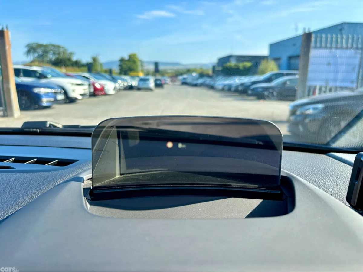 BMW 2-Series Hatchback, Diesel, 2018, Blue