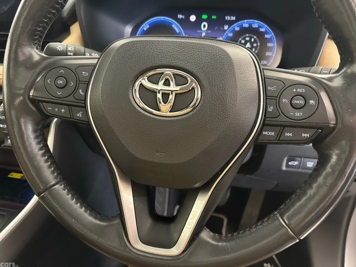 Toyota RAV4 SUV, Petrol Hybrid, 2024, Grey