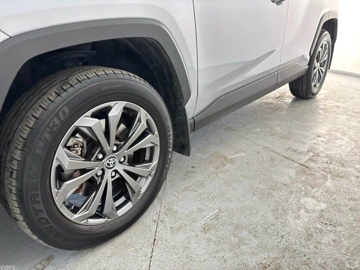 Toyota RAV4 SUV, Petrol Hybrid, 2024, Grey