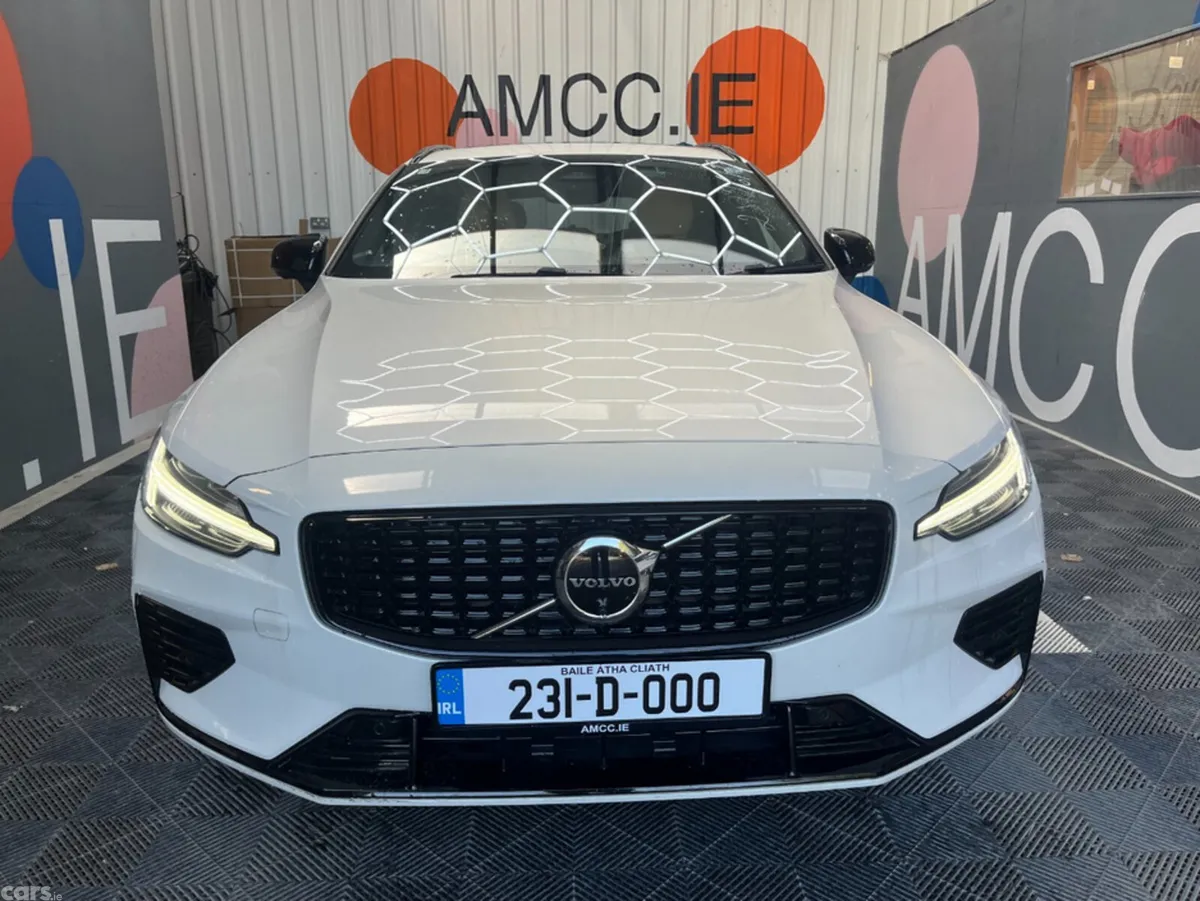 Volvo V60 Estate, Petrol Hybrid, 2023, White