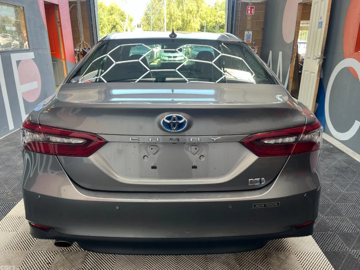 Toyota Camry Saloon, Petrol Hybrid, 2023, Grey