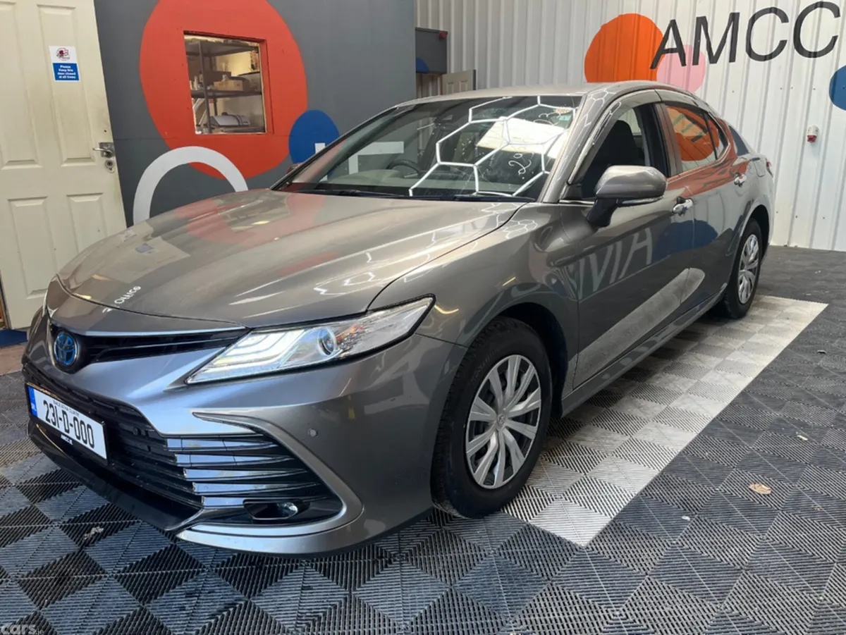 Toyota Camry Saloon, Petrol, 2023, Grey