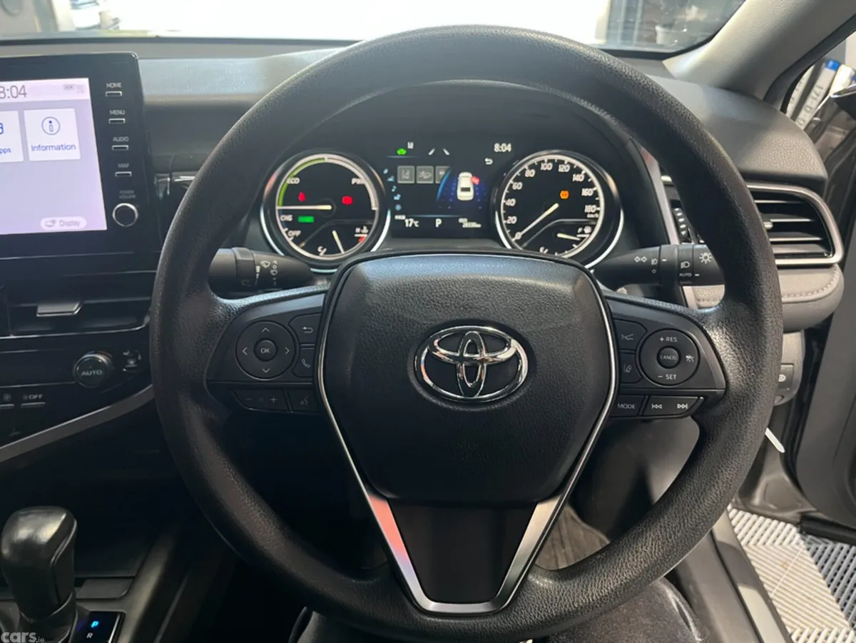 Toyota Camry Saloon, Petrol, 2023, Grey