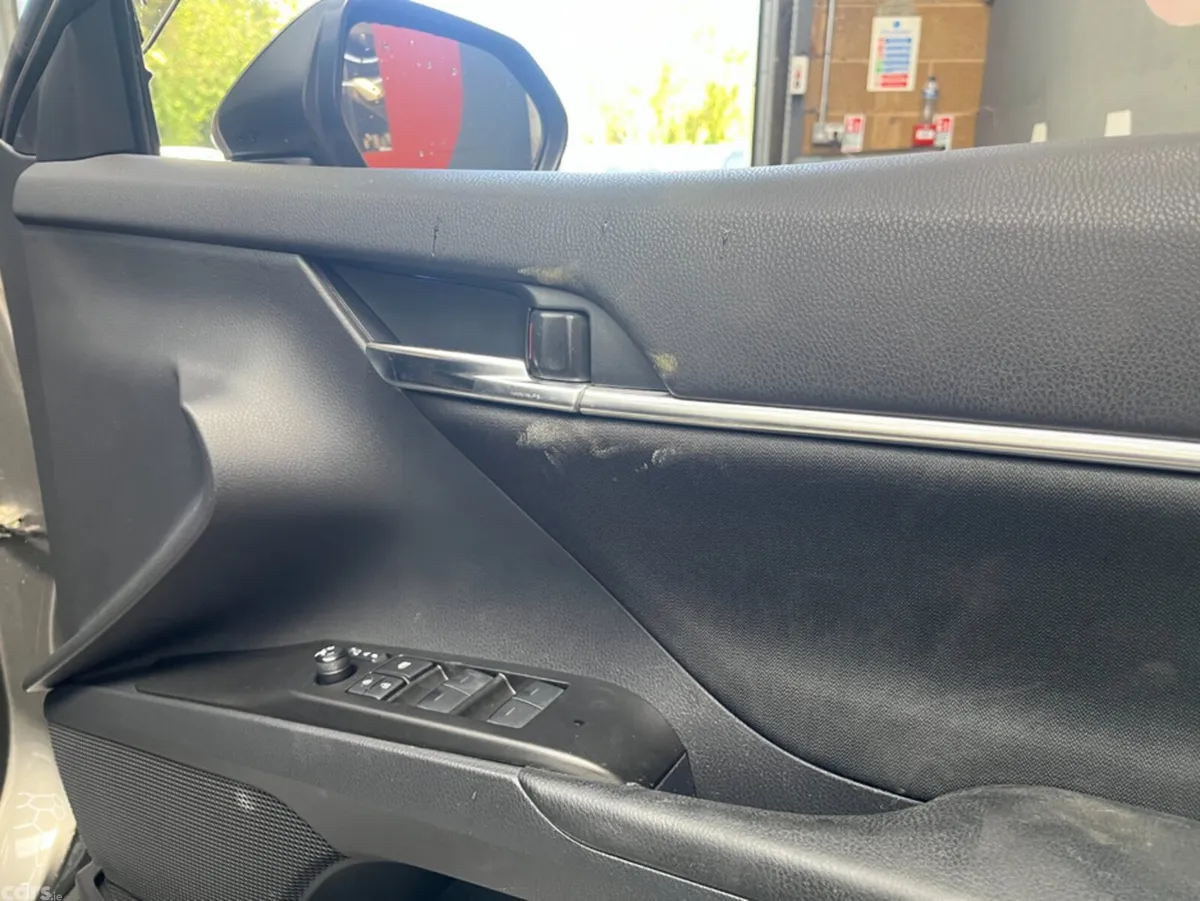 Toyota Camry Saloon, Petrol, 2023, Grey