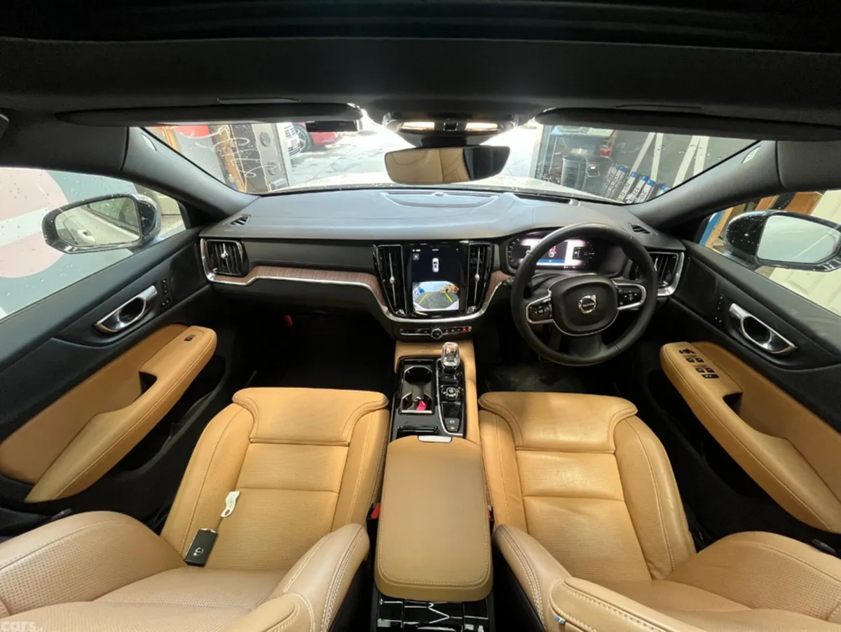 Volvo V60 Estate, Petrol Hybrid, 2023, White