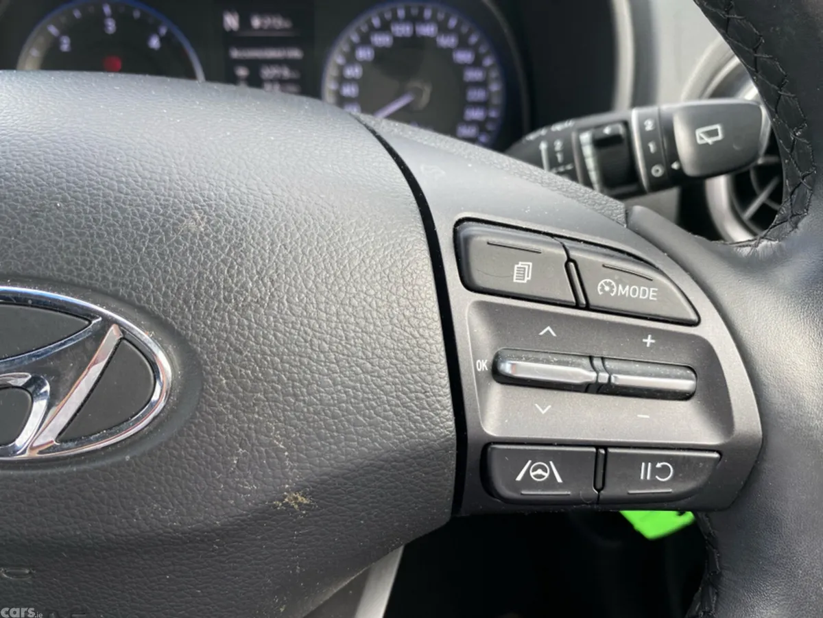 Hyundai KONA MPV, Diesel, 2021, Grey