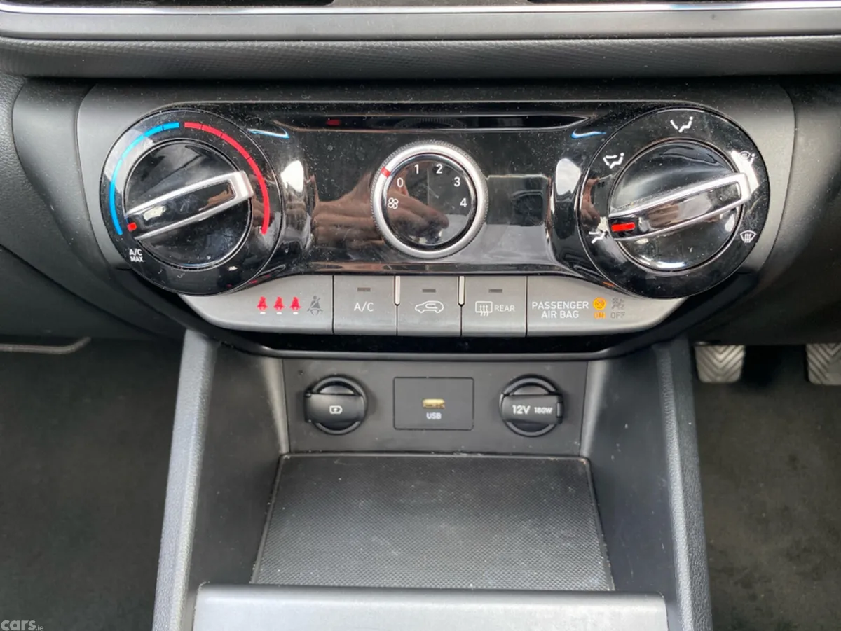 Hyundai KONA MPV, Diesel, 2021, Grey