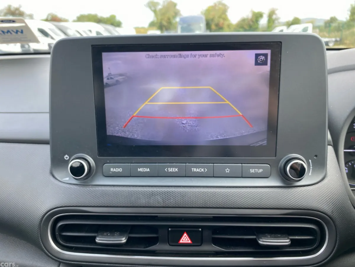 Hyundai KONA MPV, Diesel, 2021, Grey