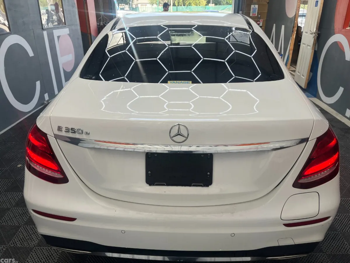 Mercedes-Benz E-Class Saloon, Unknown, 2018, White