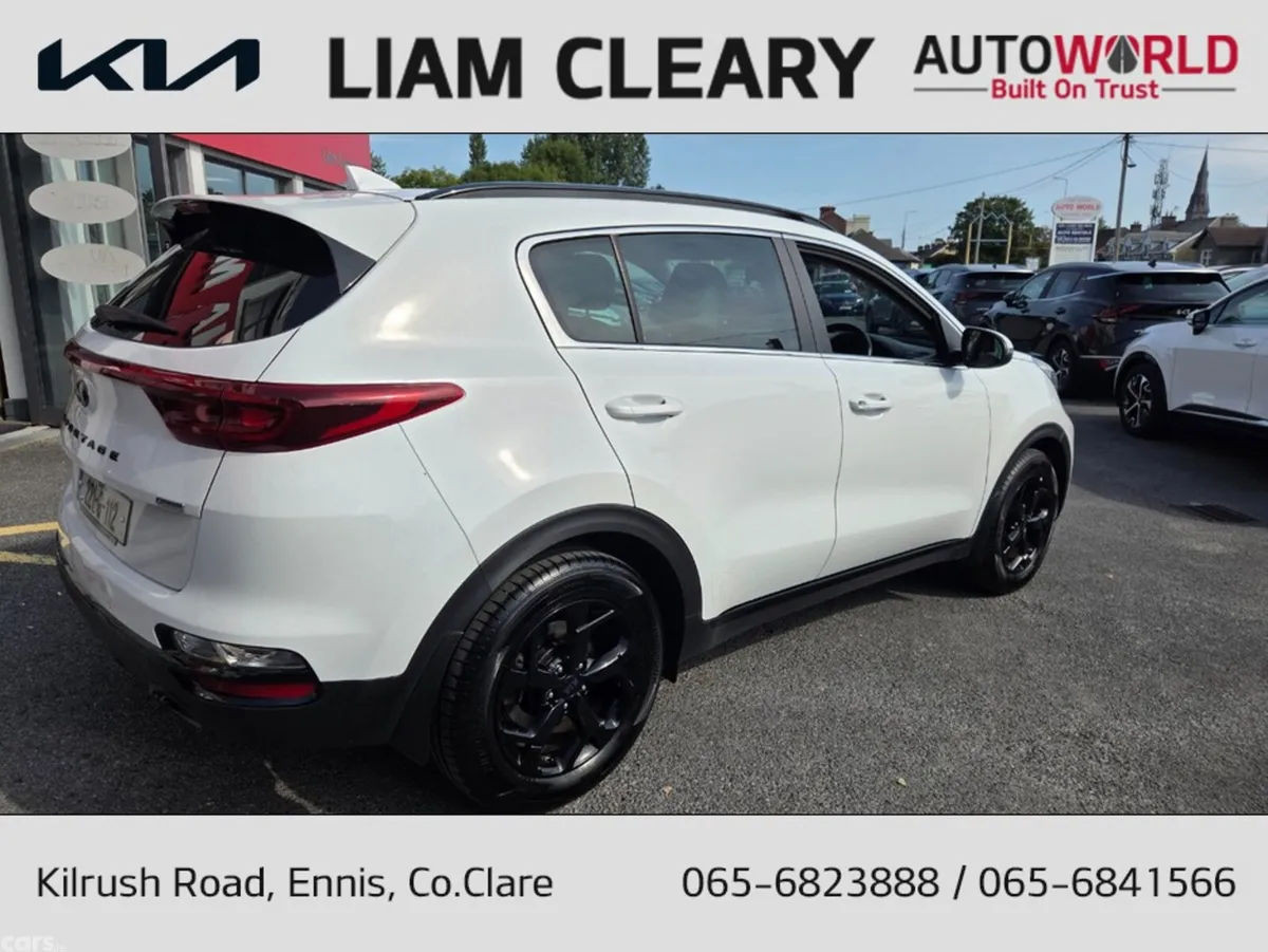 Kia Sportage MPV, Diesel, 2022, White