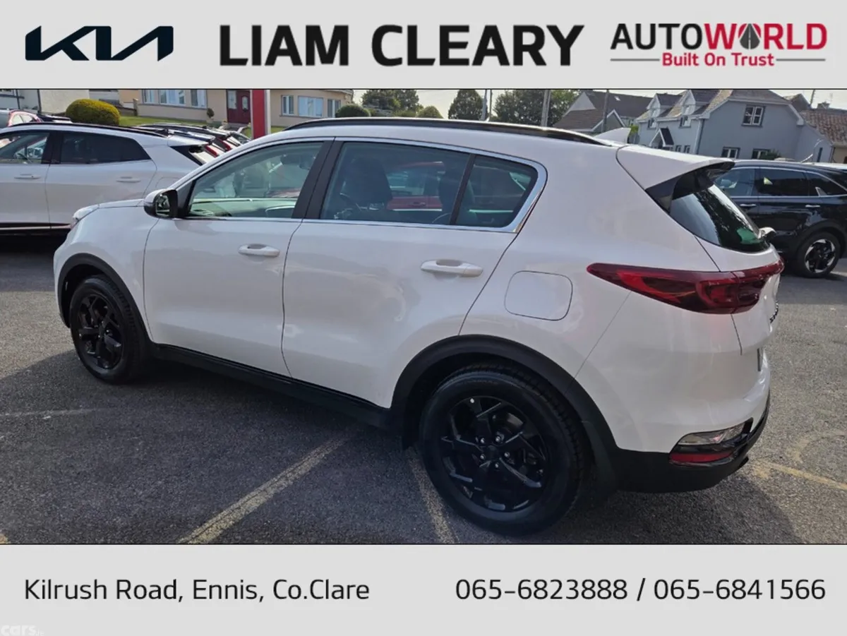 Kia Sportage MPV, Diesel, 2022, White