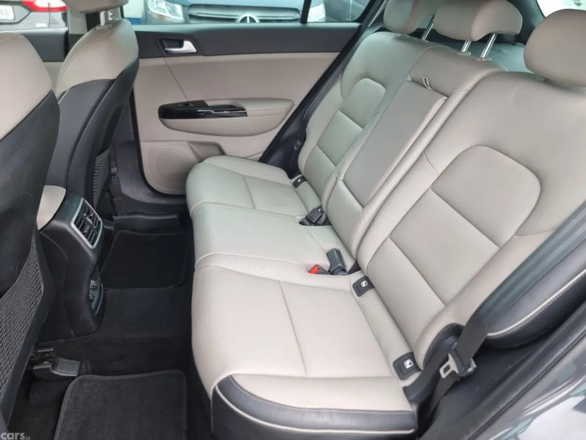Kia Sportage SUV, Diesel, 2020, Grey