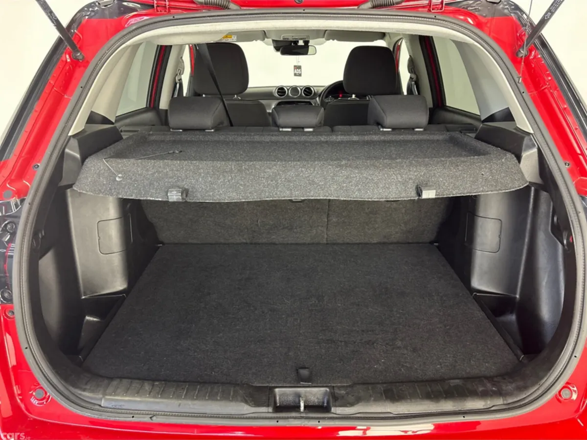 Suzuki Vitara SUV, Petrol Hybrid, 2023, Red