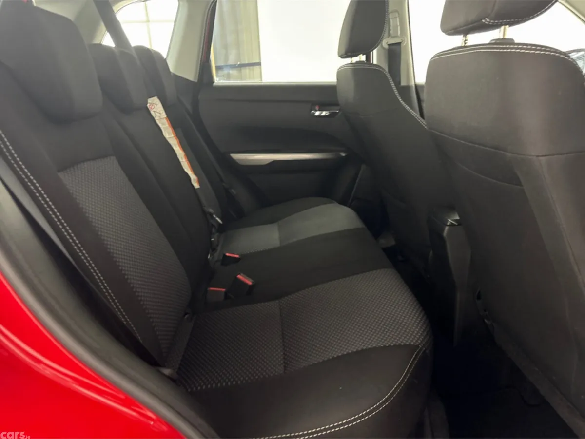 Suzuki Vitara SUV, Petrol Hybrid, 2023, Red