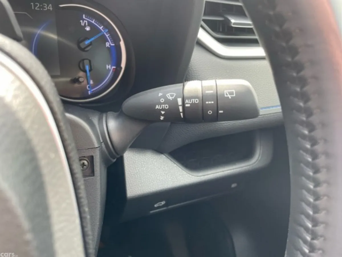 Toyota RAV4 SUV, Petrol Hybrid, 2021, Blue