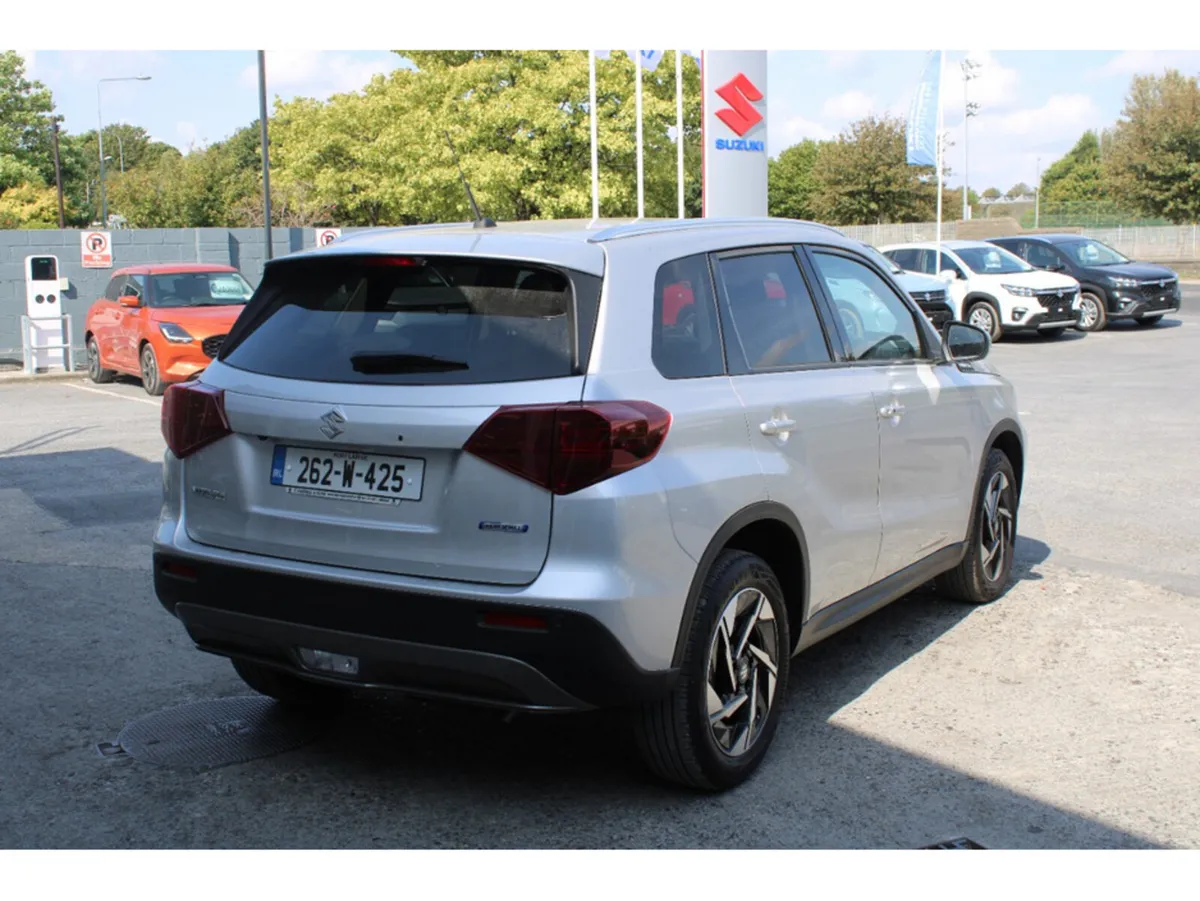 Suzuki Vitara SUV, Petrol Hybrid, 2027, Silver