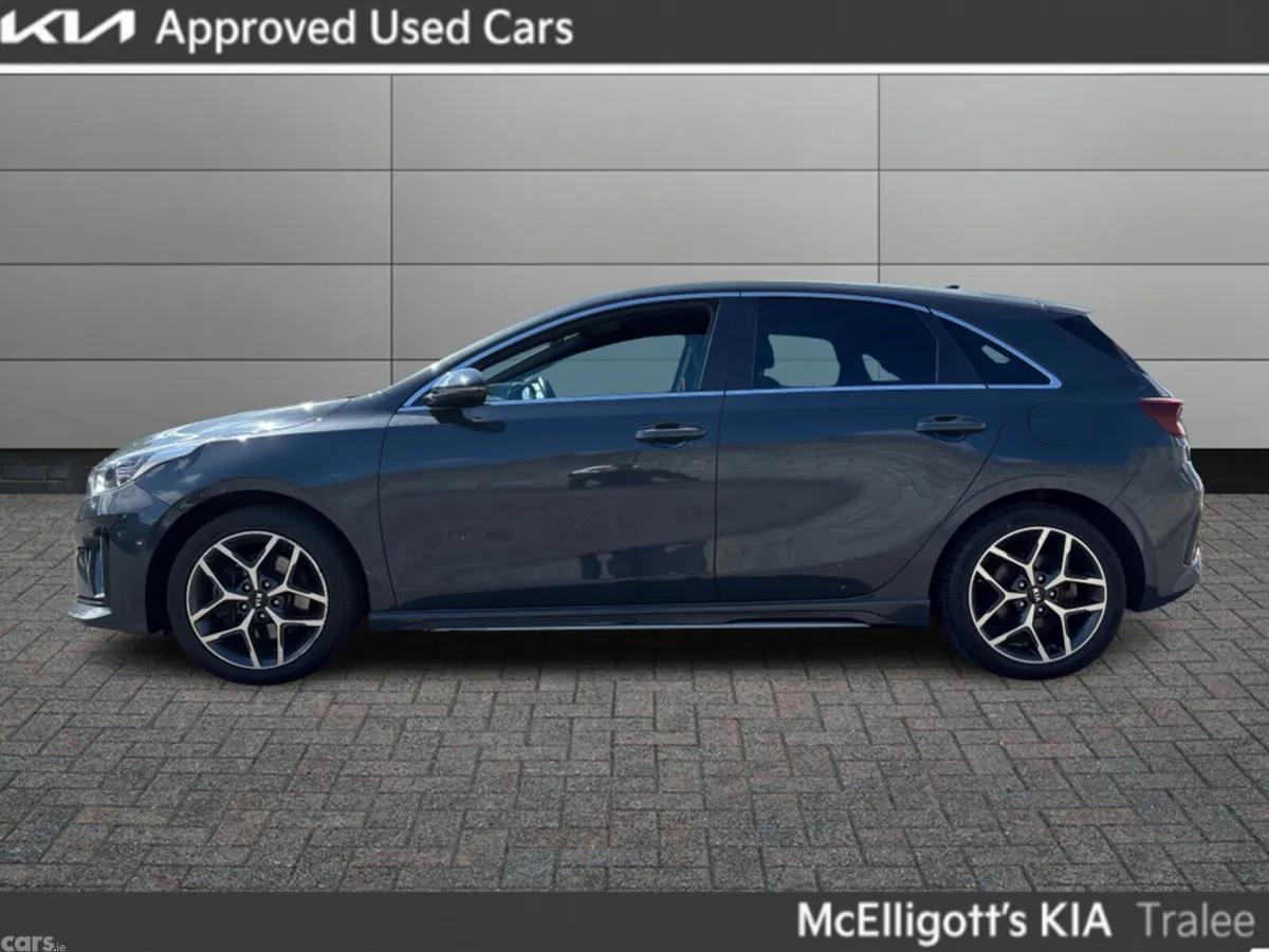 Kia Ceed Hatchback, Petrol, 2021, Grey