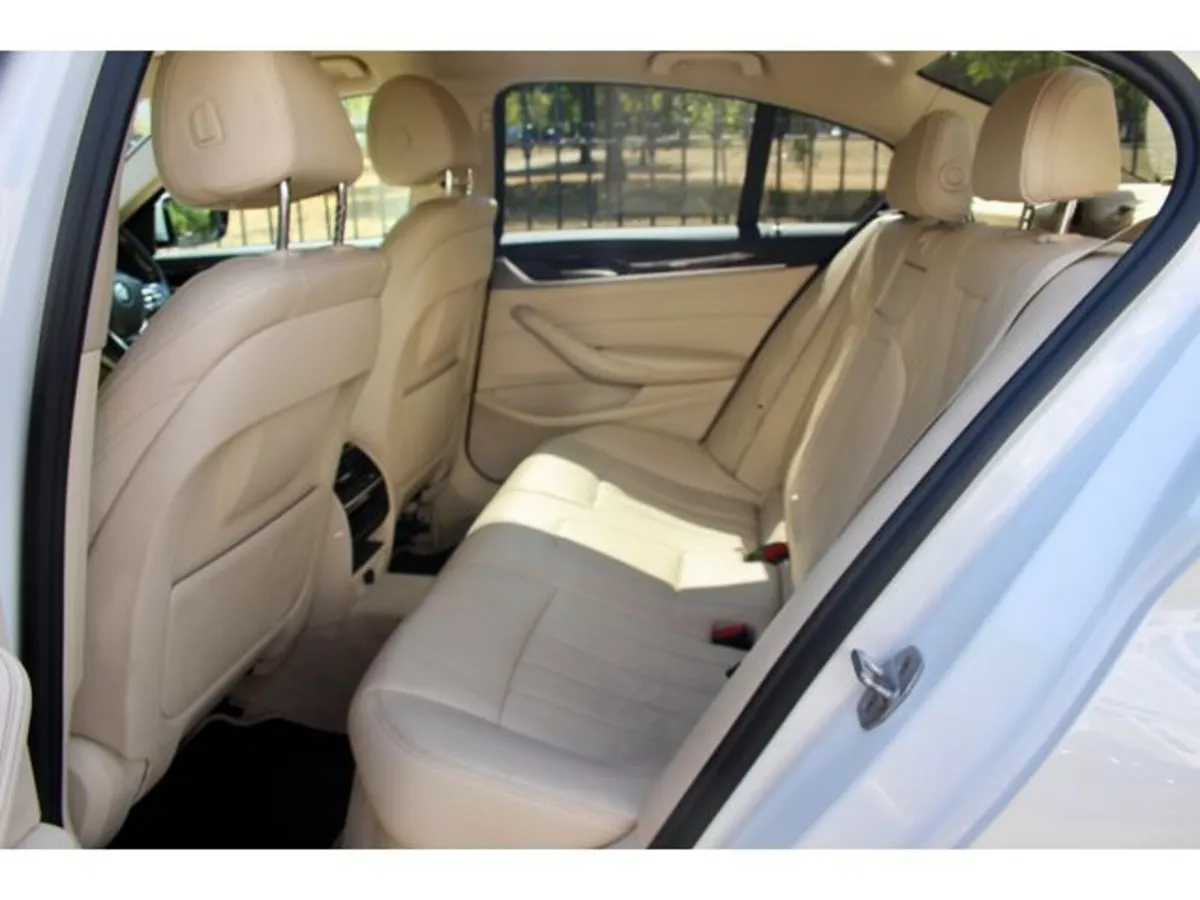 BMW 5-Series Saloon, Petrol Plug-in Hybrid, 2017, White