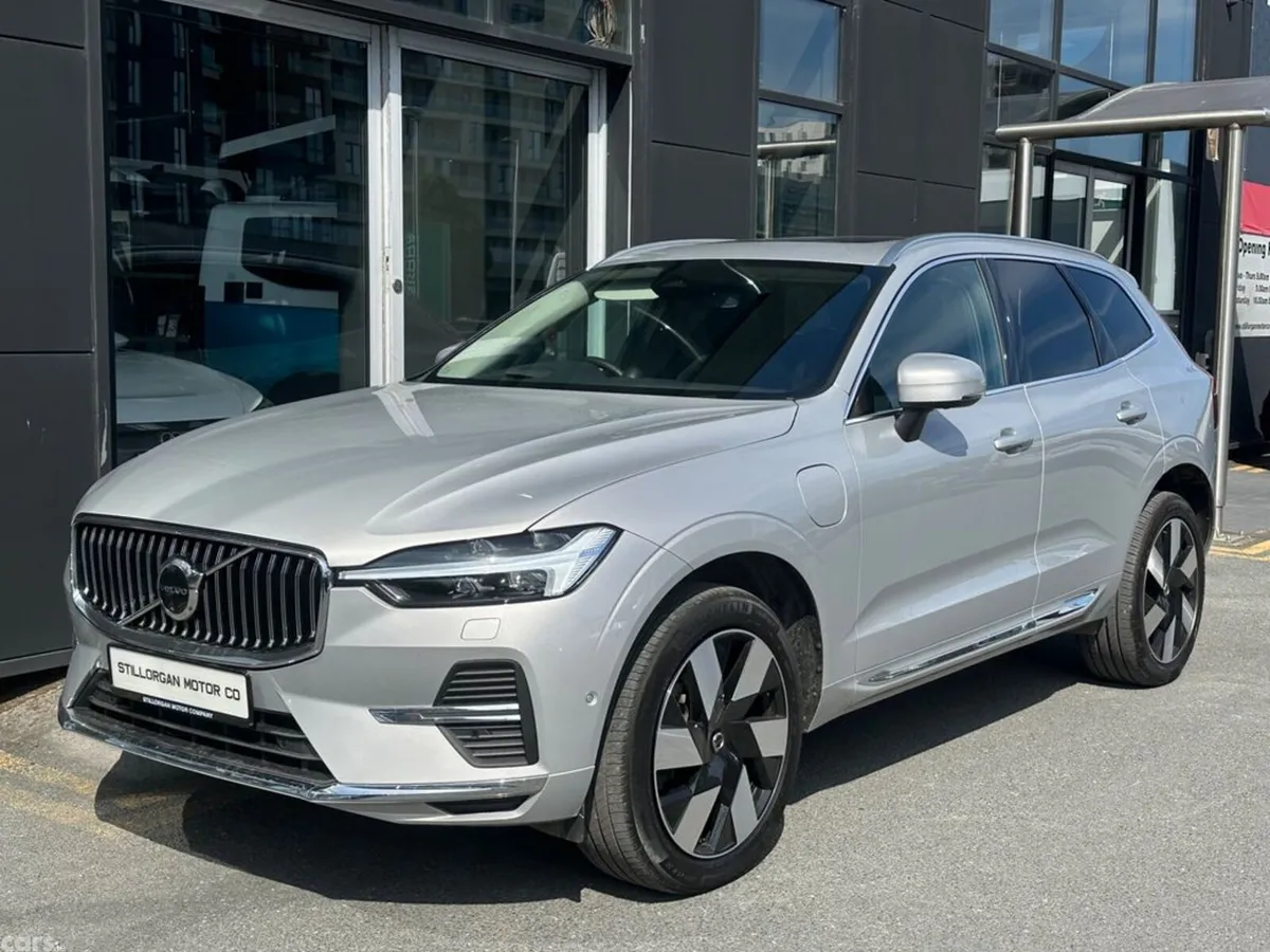 Volvo XC60 Estate, Petrol Plug-in Hybrid, 2025, Silver