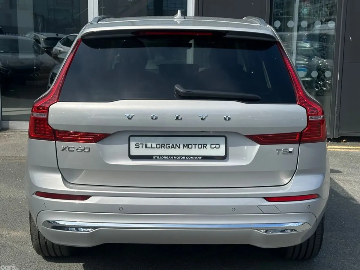 Volvo XC60 Estate, Petrol Plug-in Hybrid, 2025, Silver
