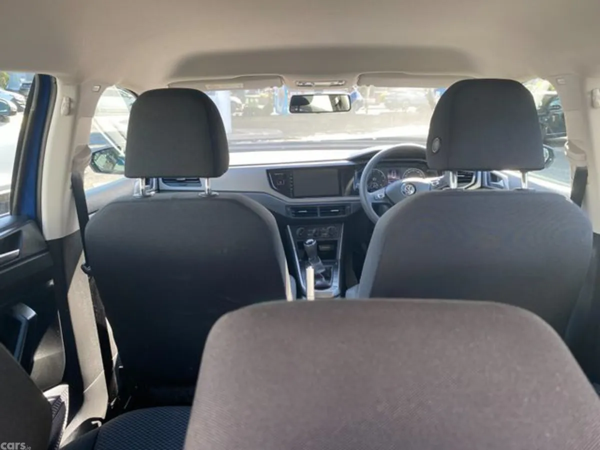 Volkswagen Polo Hatchback, Petrol, 2021, Blue