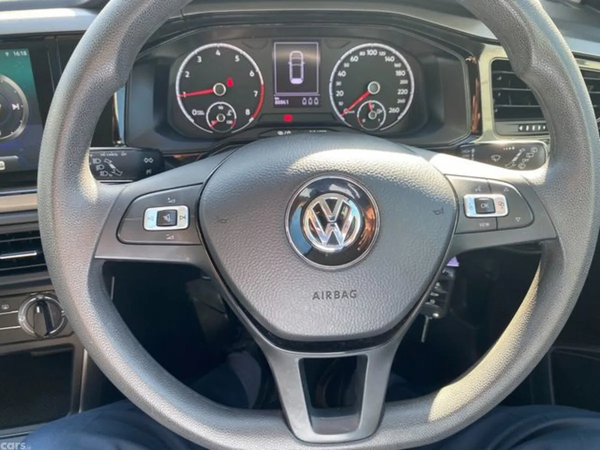 Volkswagen Polo Hatchback, Petrol, 2021, Blue