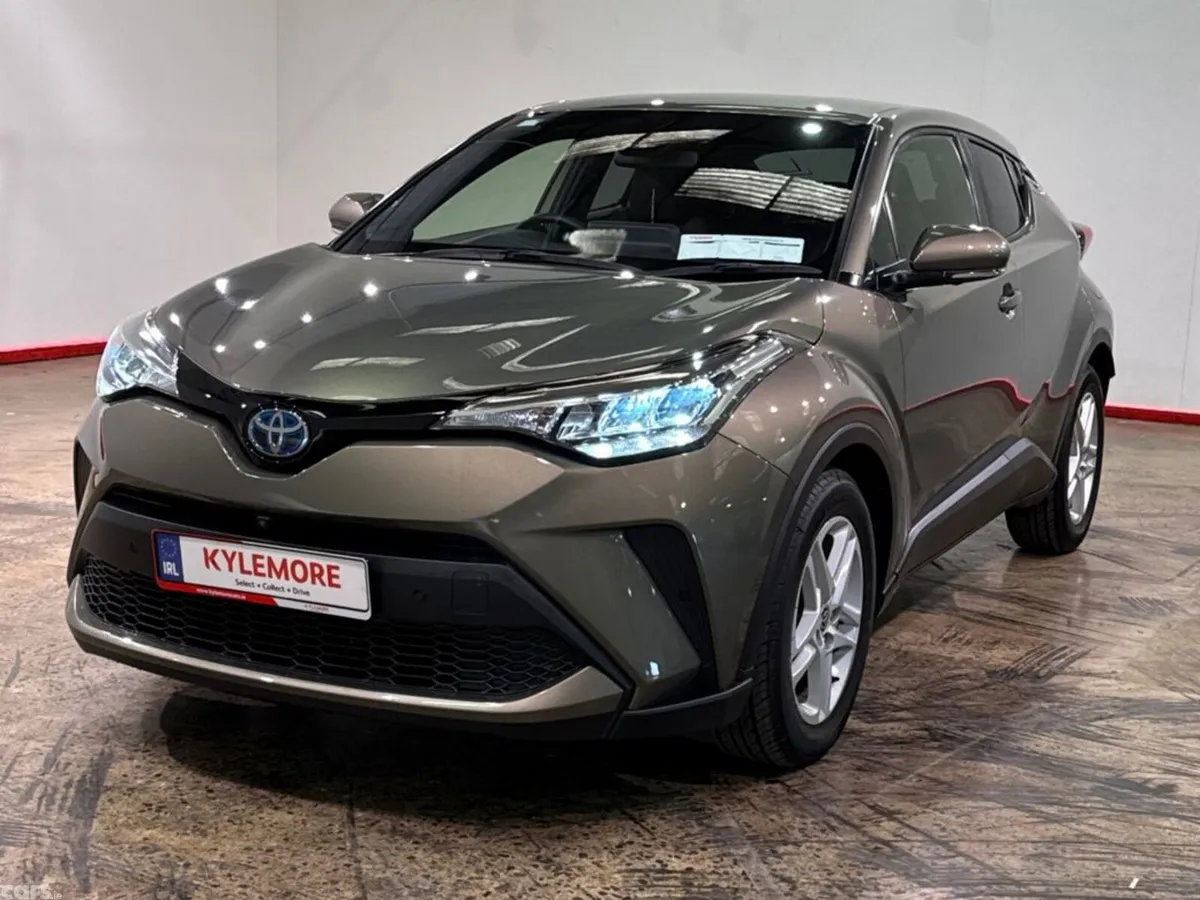 Toyota C-HR SUV, Petrol Hybrid, 2022, Green