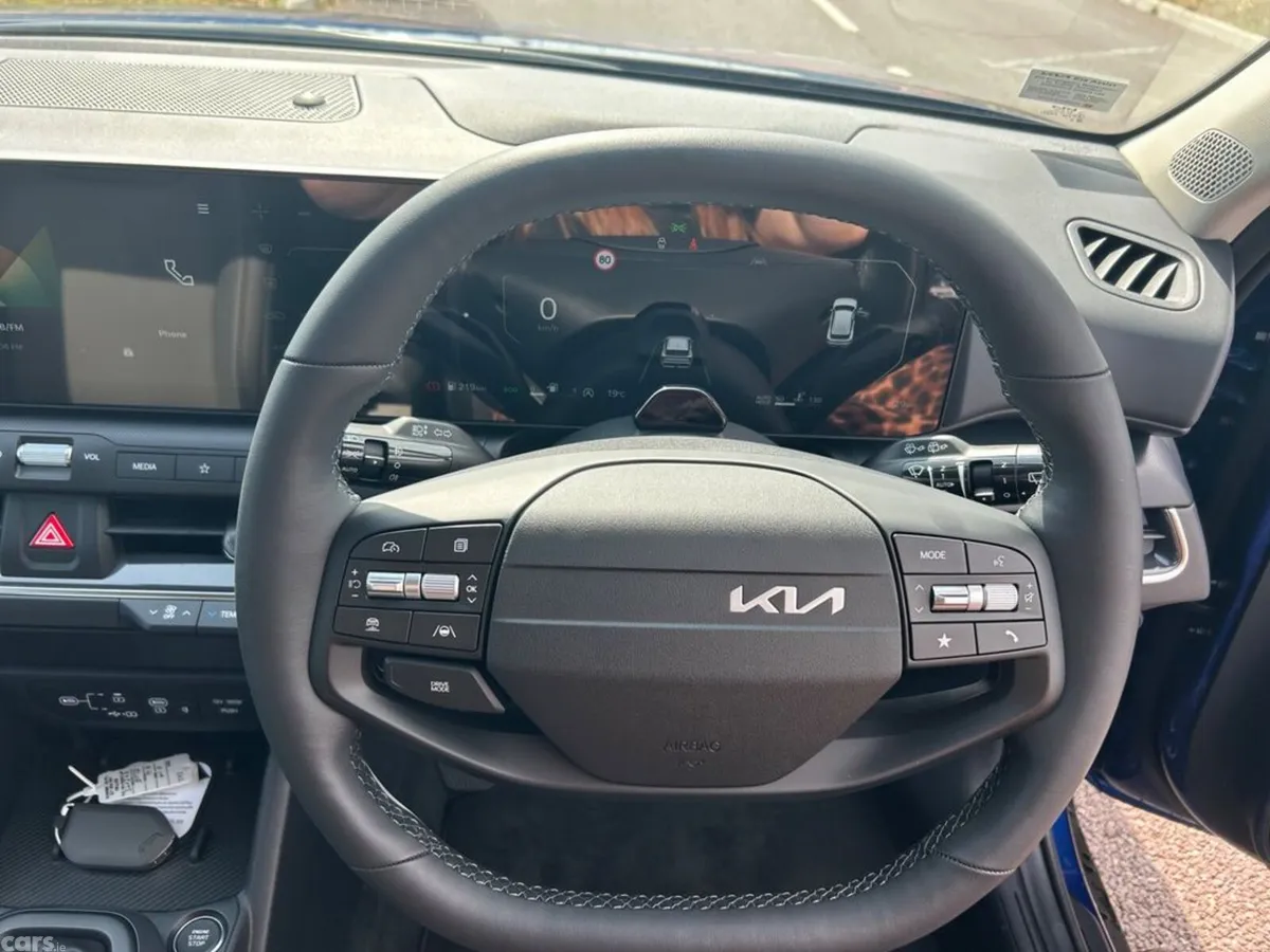 Kia K4 Hatchback, Petrol, 2027, Blue