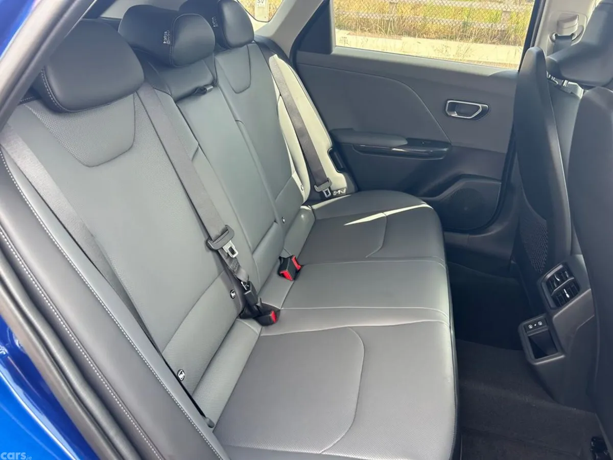 Kia K4 Hatchback, Petrol, 2027, Blue