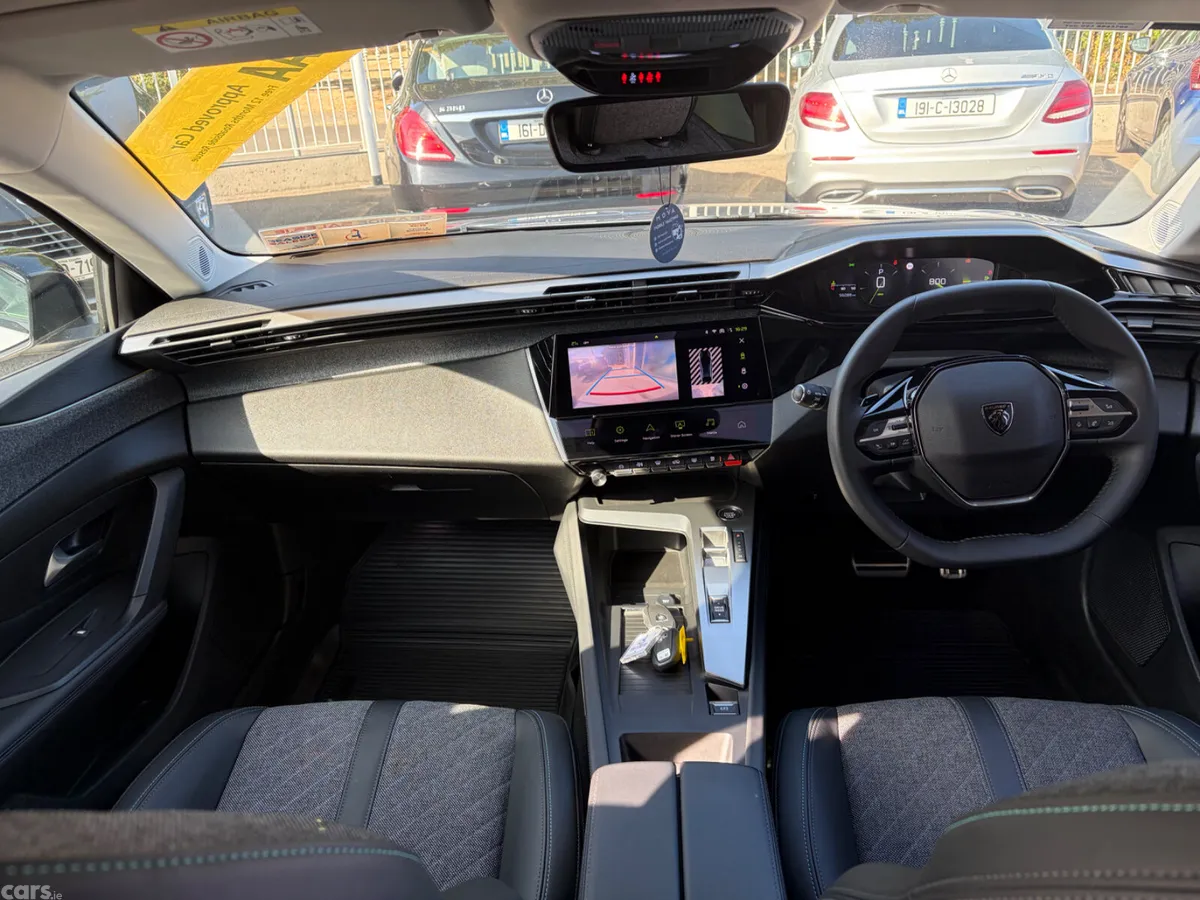 Peugeot 408 Hatchback, Petrol, 2024, Grey