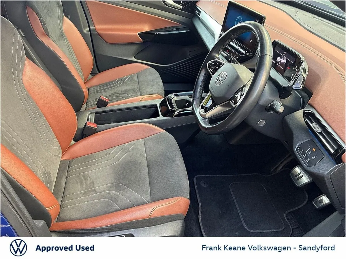 Volkswagen ID.4 Hatchback, Electric, 2024, Blue