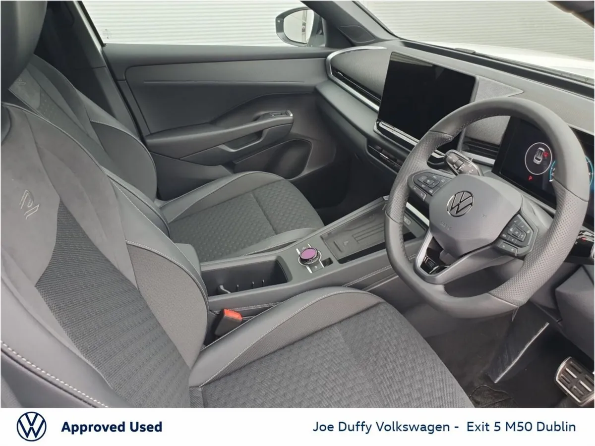 Volkswagen T-Roc SUV, Petrol, 2026, White