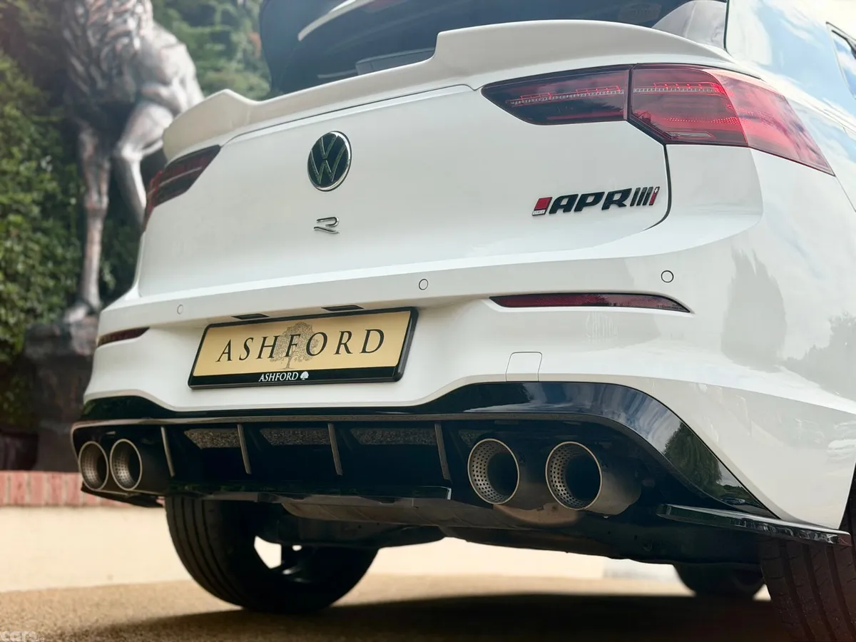Volkswagen Golf Estate, Petrol, 2021, White