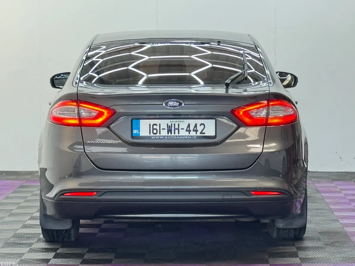 Ford Mondeo Hatchback, Diesel, 2016, Grey