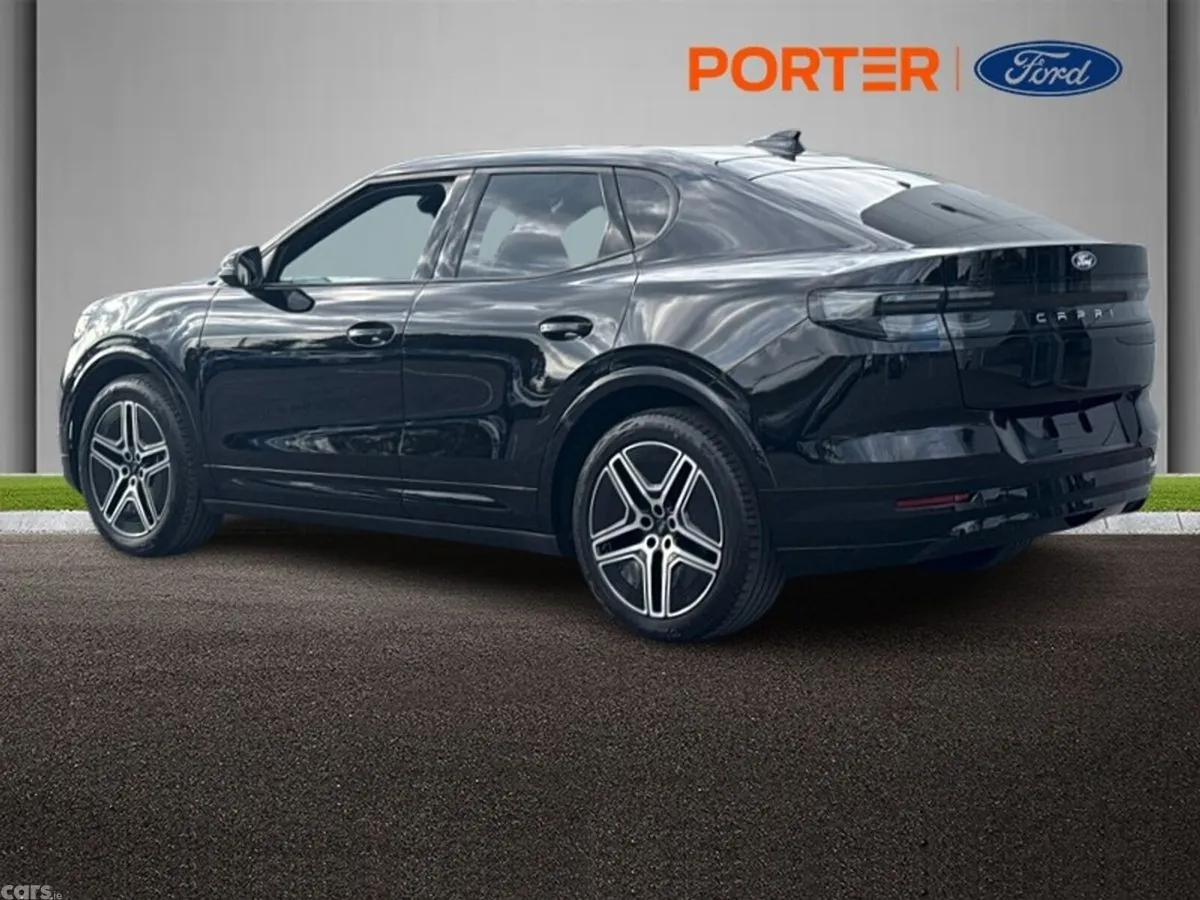 Ford Capri SUV, Electric, 2026, Black