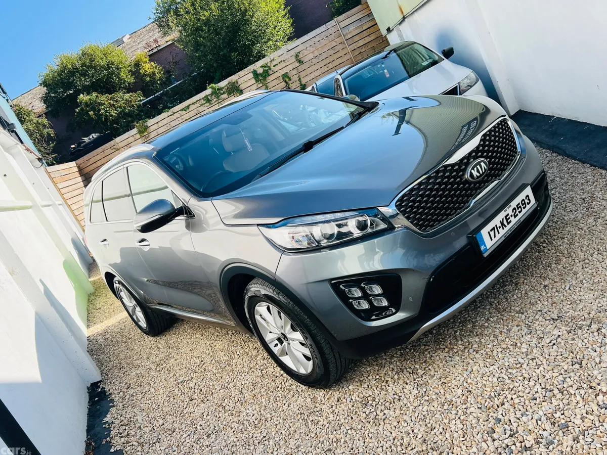 Kia Sorento SUV, Diesel, 2017, Grey