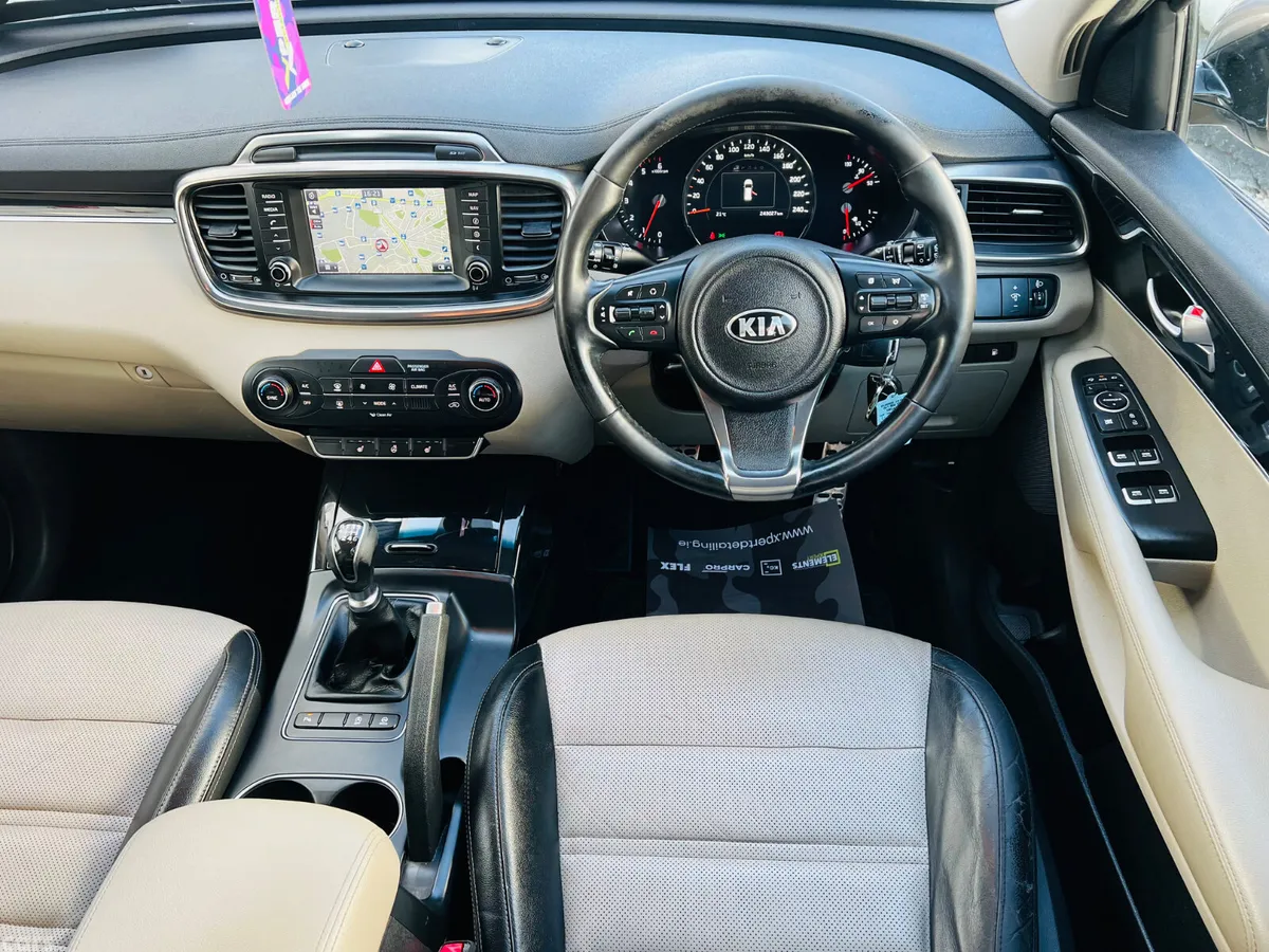 Kia Sorento SUV, Diesel, 2017, Grey