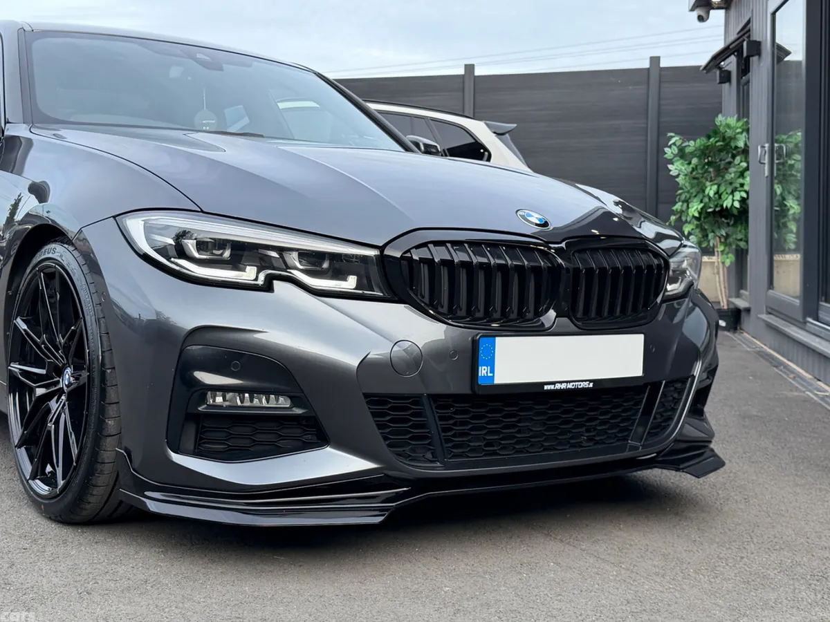 BMW 3-Series Saloon, Diesel, 2019, Grey