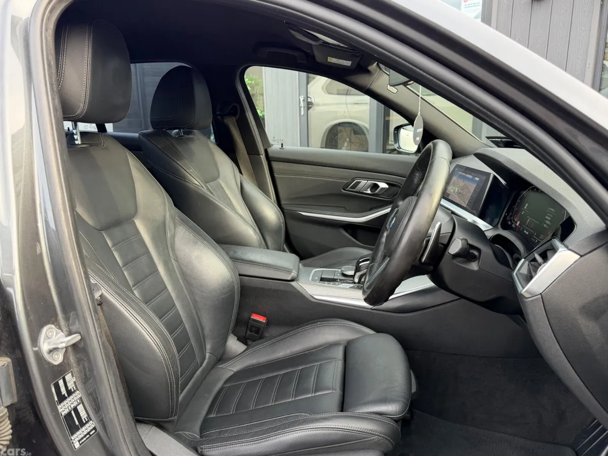 BMW 3-Series Saloon, Diesel, 2019, Grey