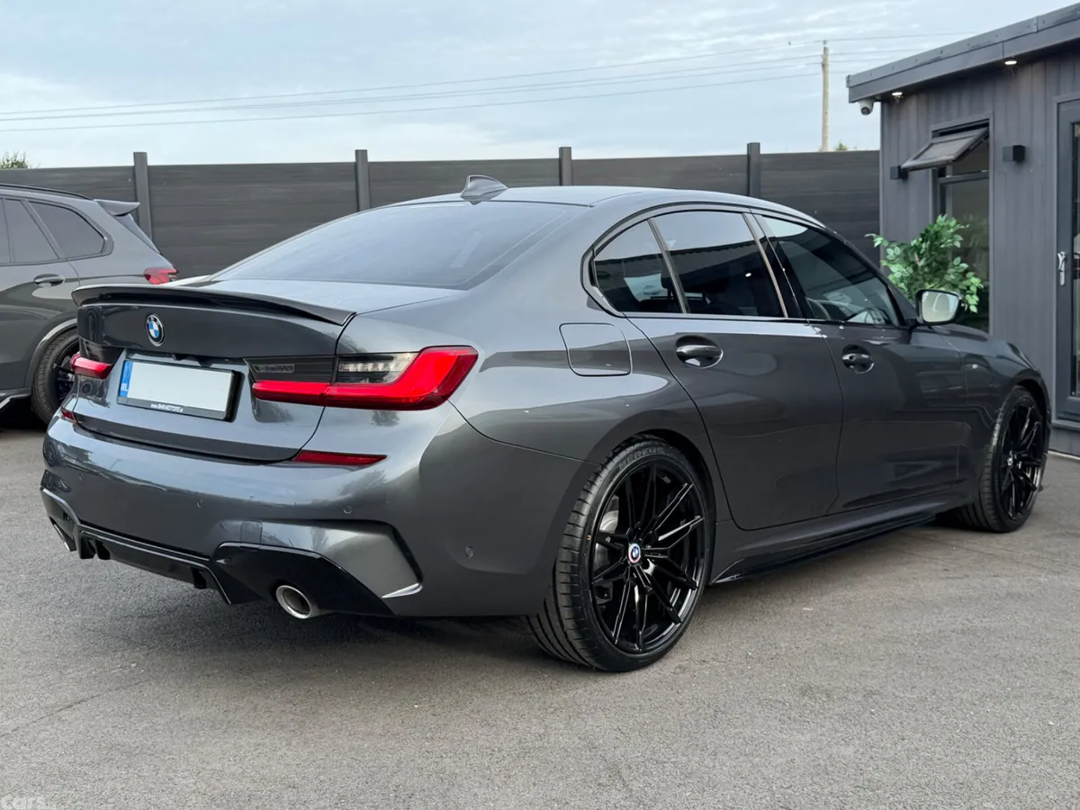 BMW 3-Series Saloon, Diesel, 2019, Grey