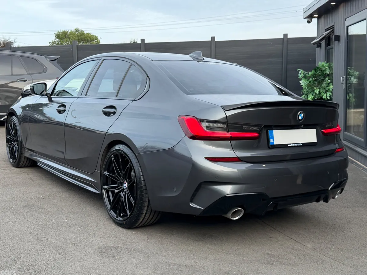BMW 3-Series Saloon, Diesel, 2019, Grey