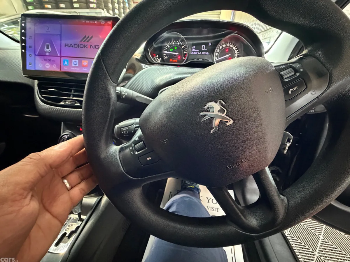 Peugeot 208 Hatchback, Petrol, 2017, Black