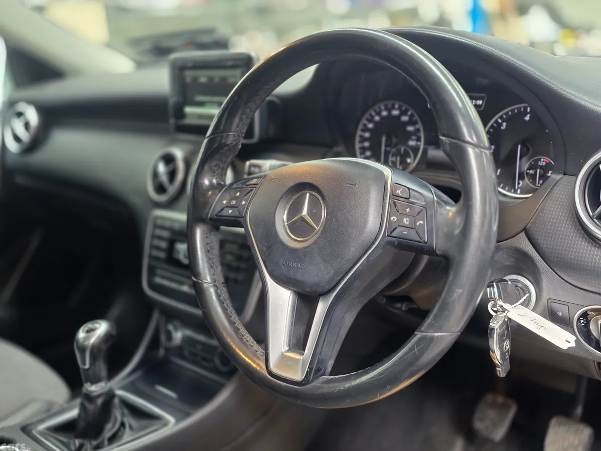 Mercedes-Benz A-Class Hatchback, Diesel, 2015, Silver