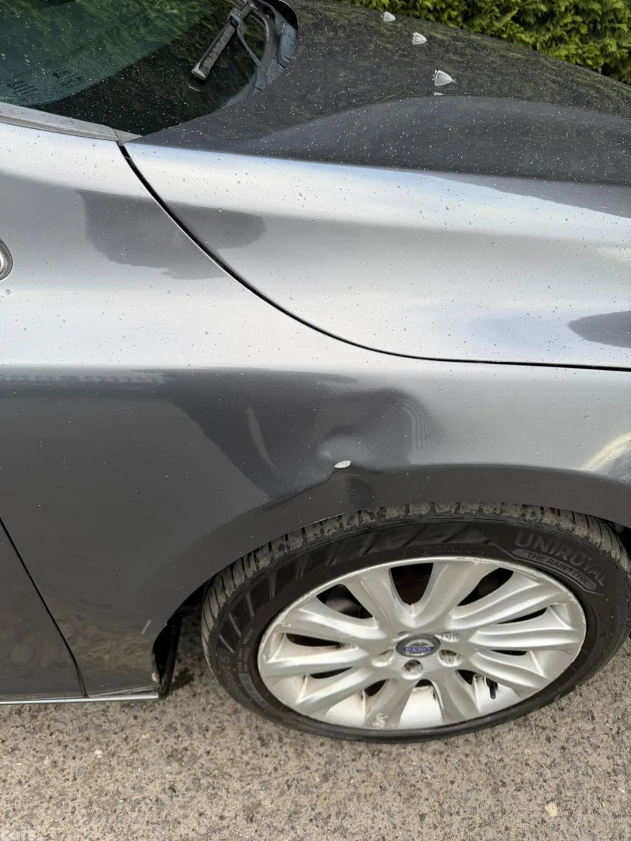 Volvo V40 Hatchback, Diesel, 2014, Grey