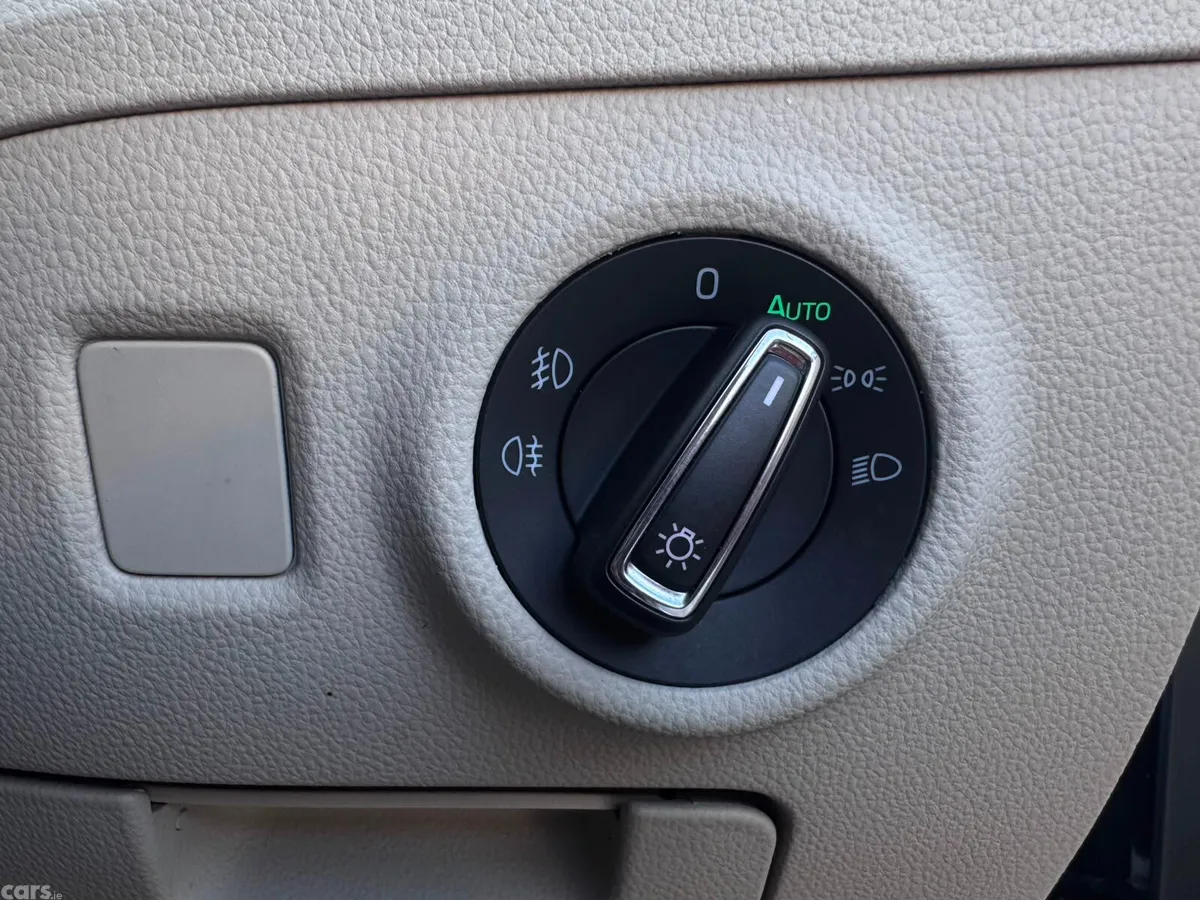 Skoda Superb Saloon, Diesel, 2018, Grey