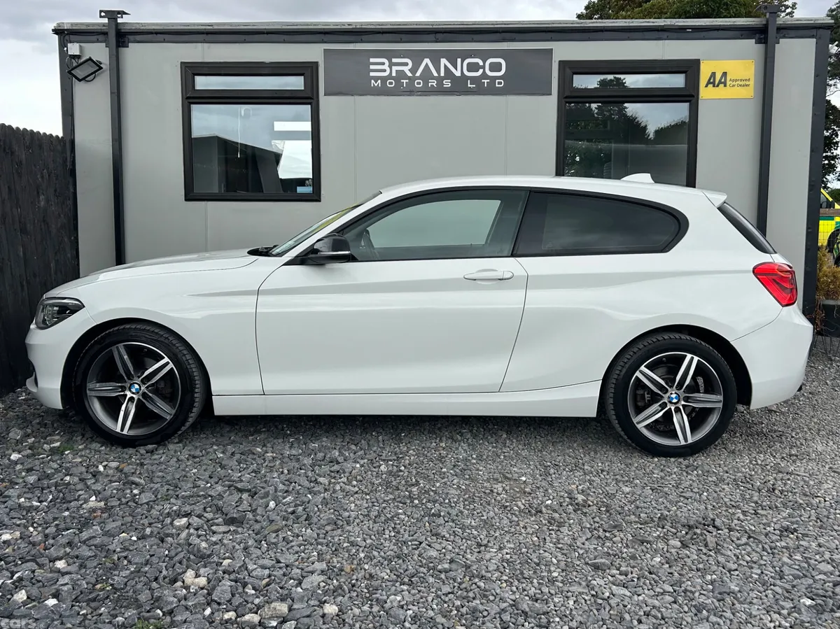 BMW 1-Series Hatchback, Diesel, 2015, White
