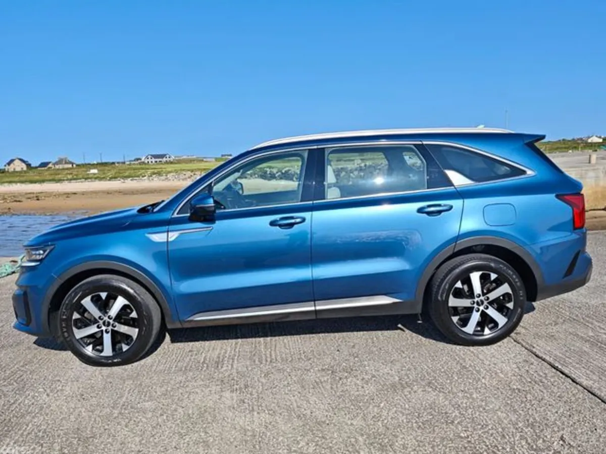 Kia Sorento MPV, Diesel, 2022, Blue